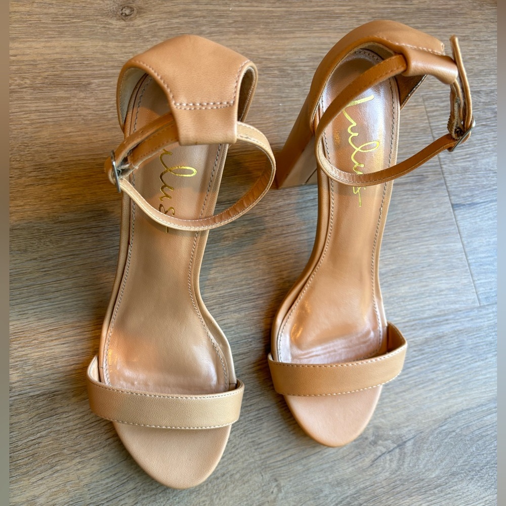 Lulus heels sandals